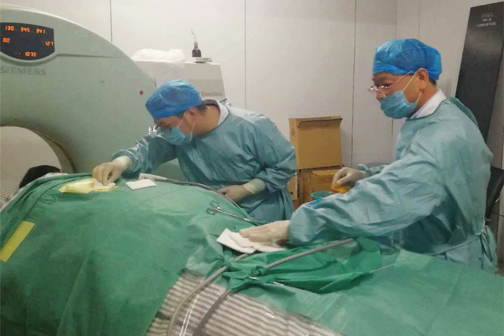 手术2.jpg 手术2.jpg