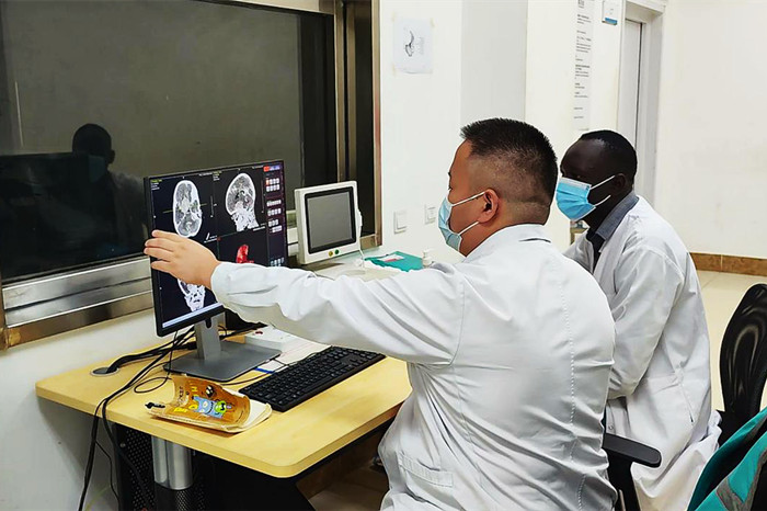 援南苏丹_副本.jpg 援南苏丹_副本.jpg